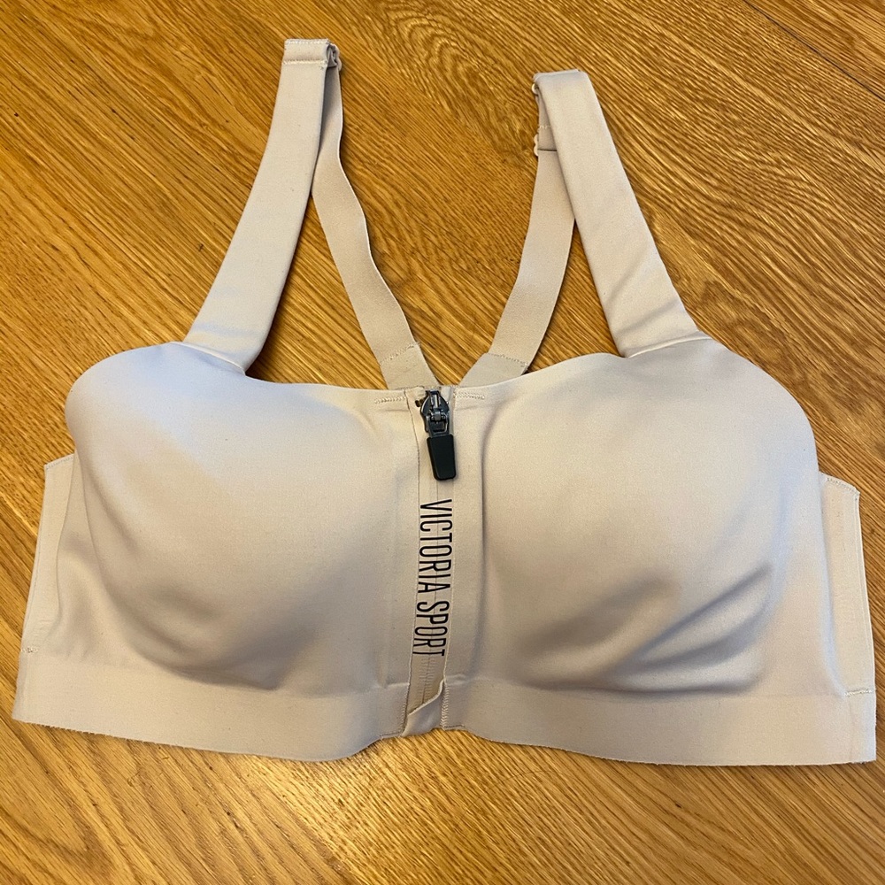 SOLD Victoria’s Secret Incredible Knockout